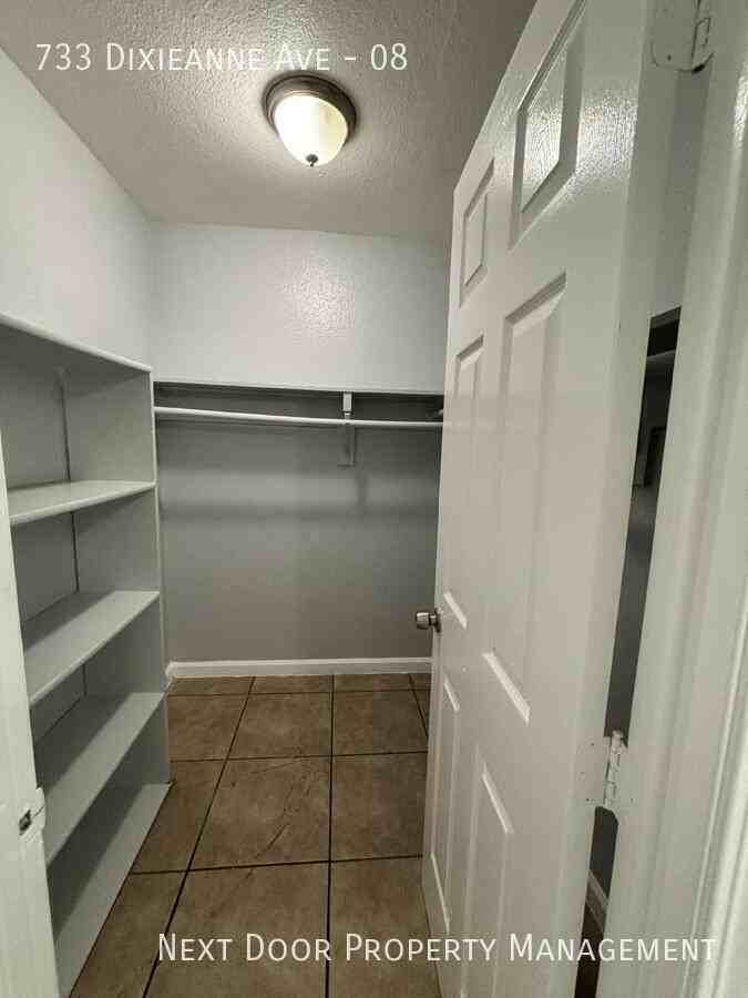 733 Dixieanne Ave #08 - Photo 4 of 6