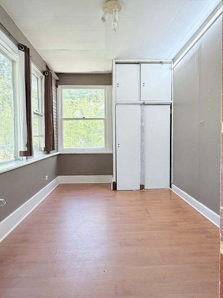 337 Maxwell St - Photo 2 of 17