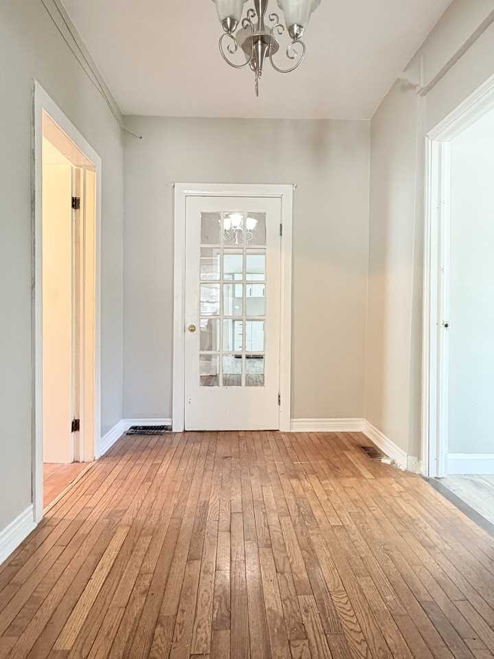 337 Maxwell St - Photo 4 of 17