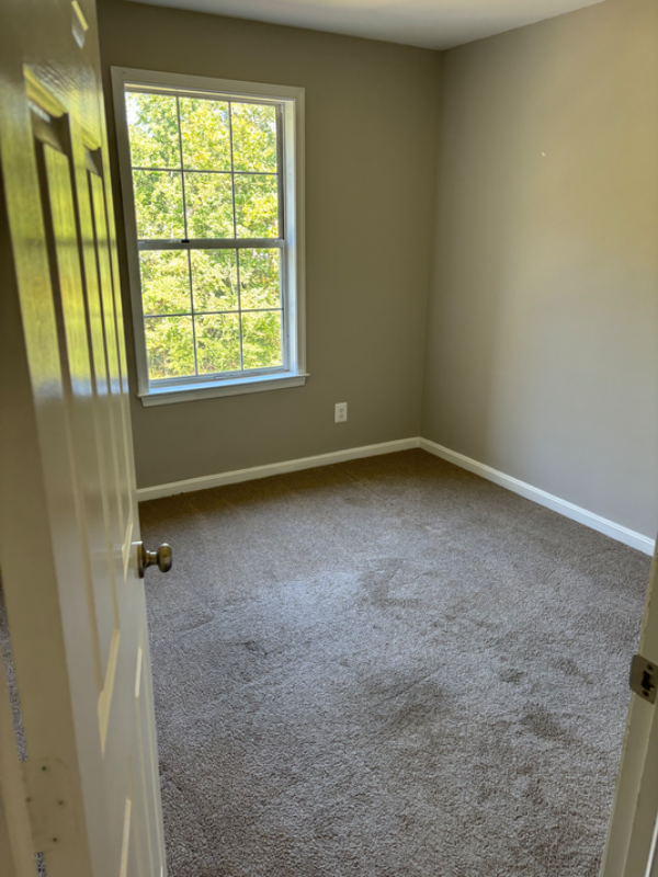 108 Dundee Pl - Photo 6 of 18