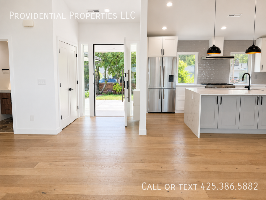 8320 Ne 148th Pl - Photo 4 of 16