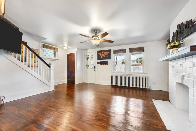 410 Eureka St - Photo 6 of 15