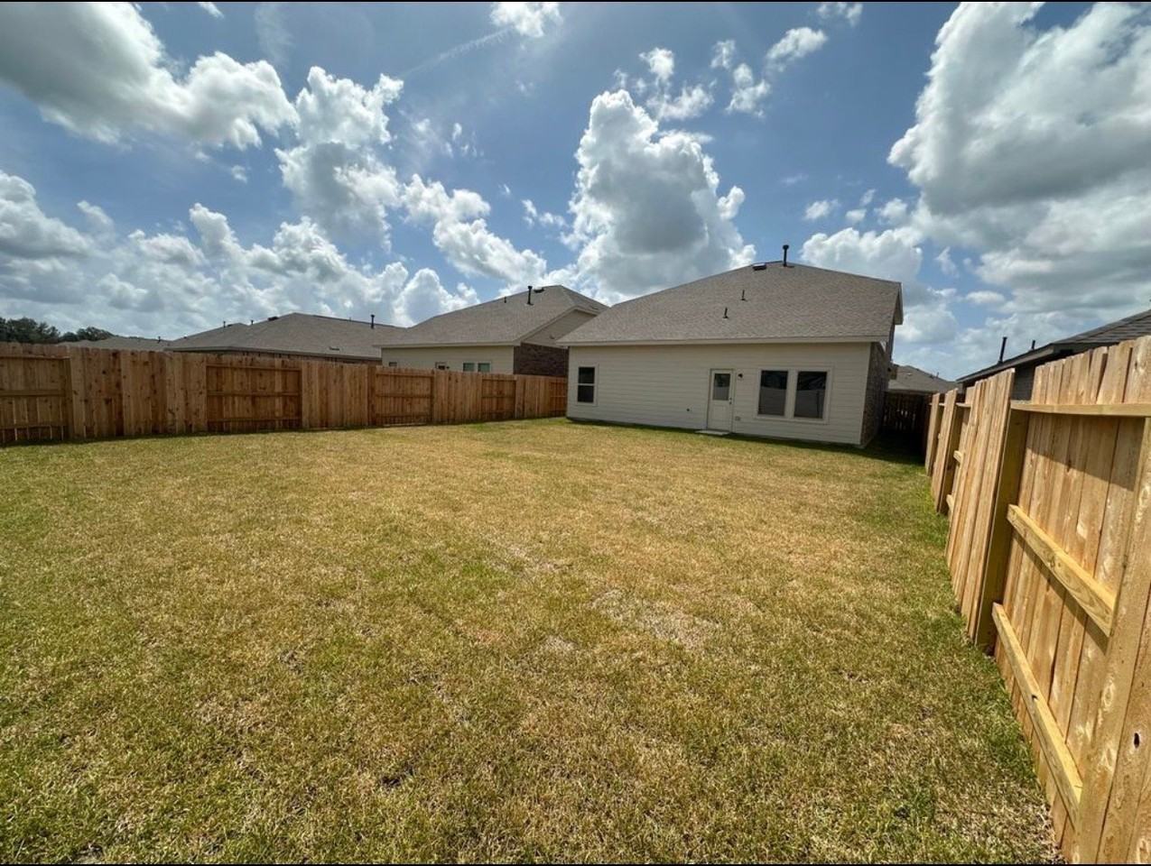 21523 Casavtore Dr - Photo 5 of 20