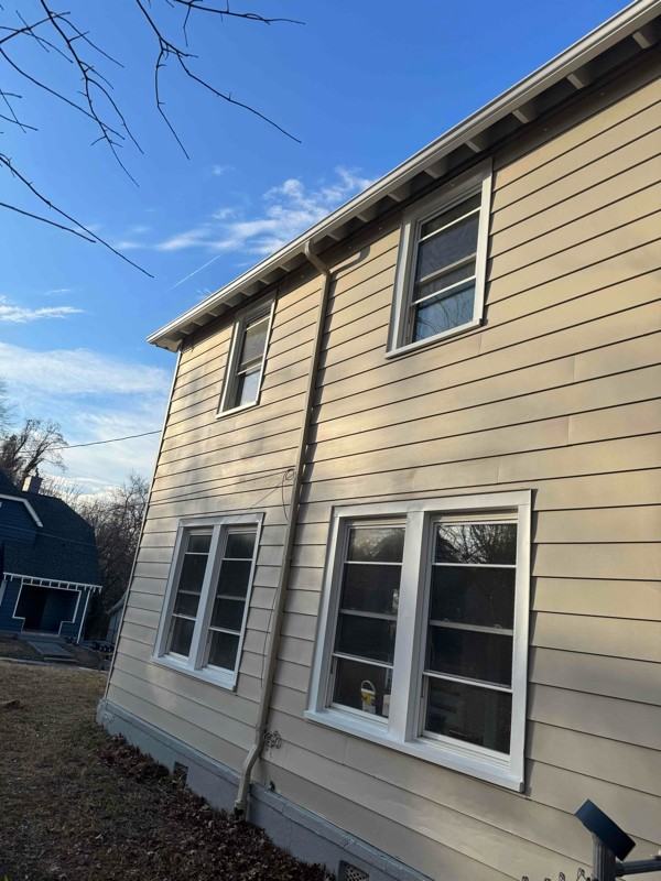 96 Bishop Ave - Photo 2 of 16