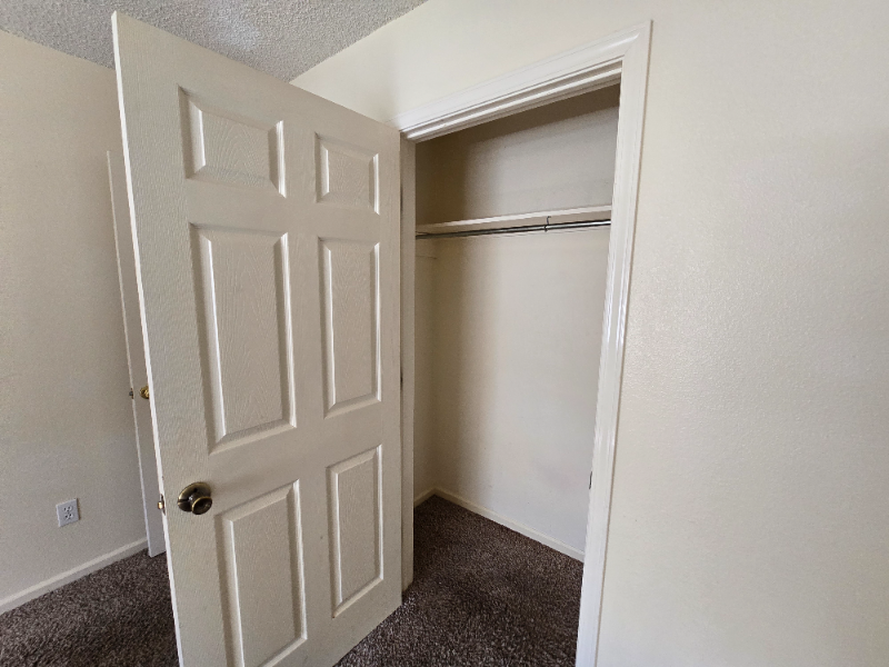 210 Mason St #B - Photo 4 of 10