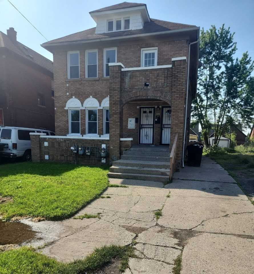 4045 Clements St #TOP2E