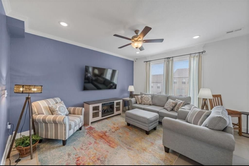 7377 Grand Slam St - Photo 3 of 20