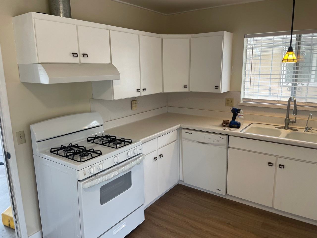 631 Palomar Dr - Photo 3 of 7