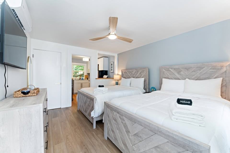 46 E Grand Ave #1 - Photo 6 of 20