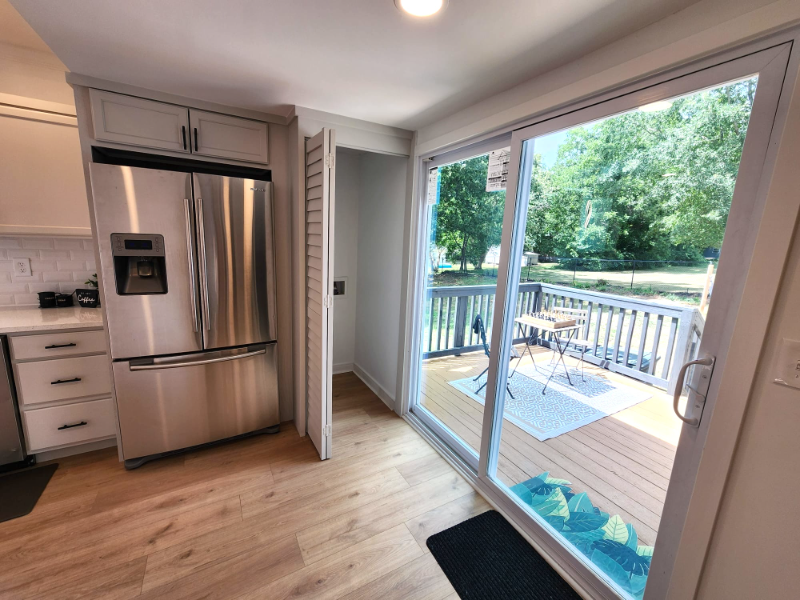 1828 Maxton Ave - Photo 5 of 16