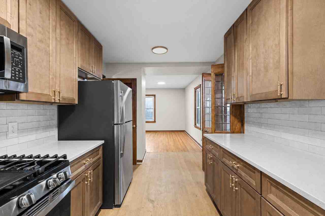7221 Nicollet Ave - Photo 3 of 19