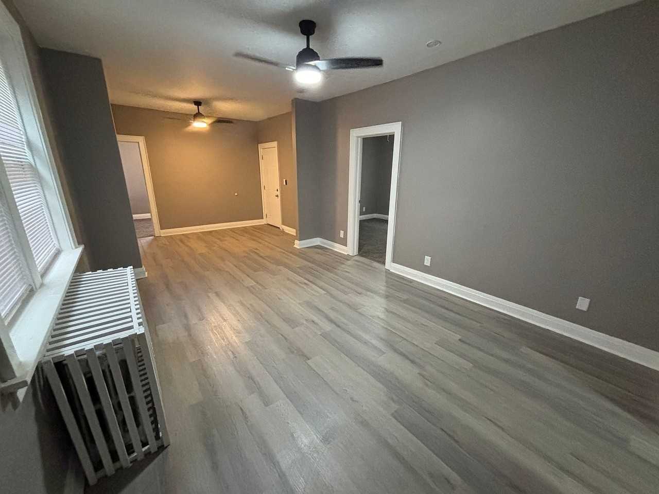 1341 Marshall St #2F - Photo 7 of 11
