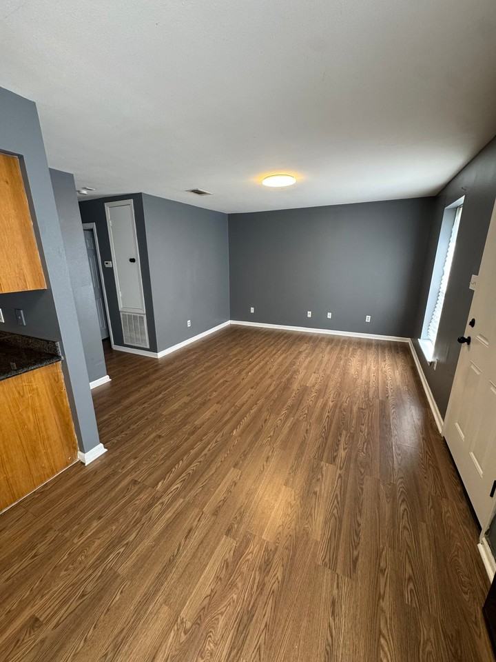 4019 Jupiter Dr - Photo 2 of 14