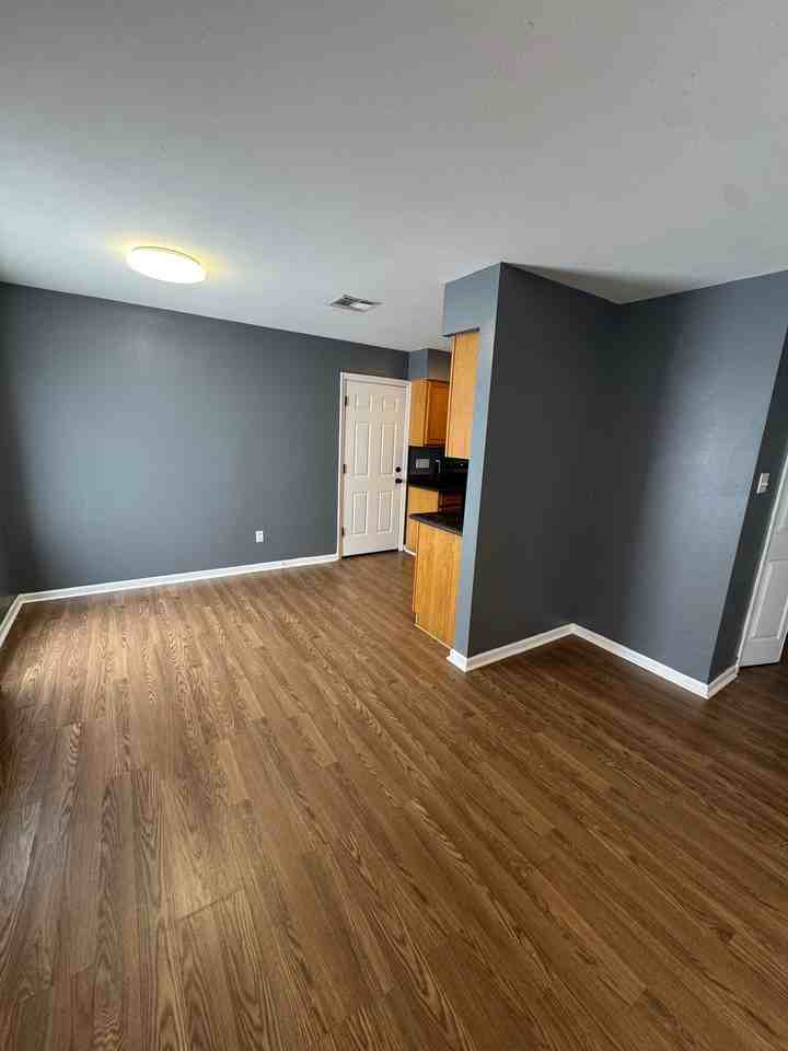 4019 Jupiter Dr - Photo 3 of 14