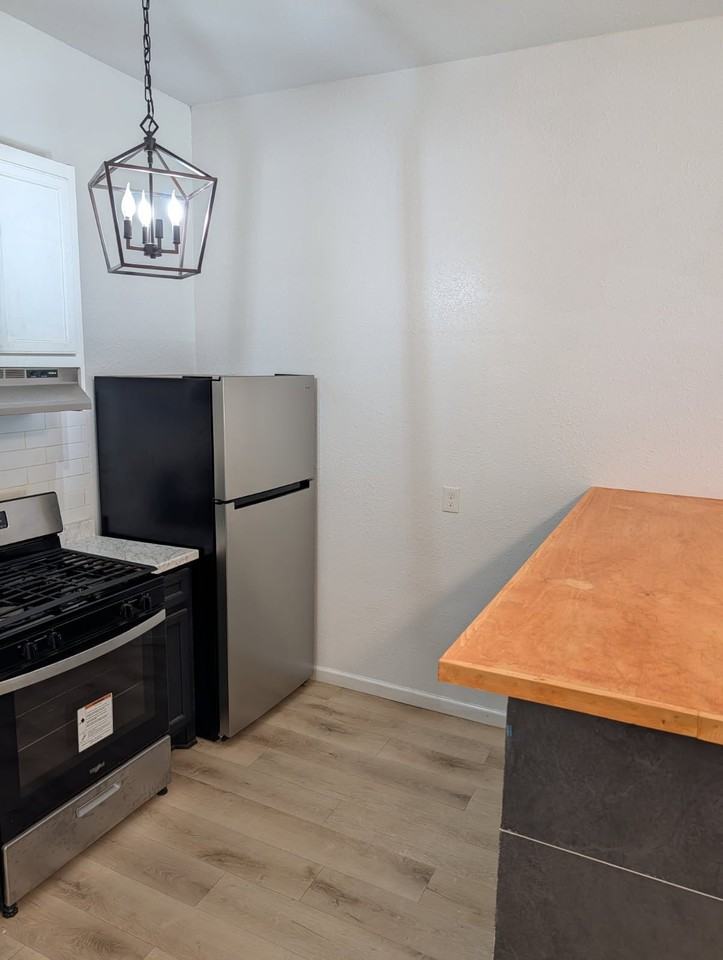 5318 Laura Koppe Rd #7 - Photo 6 of 9