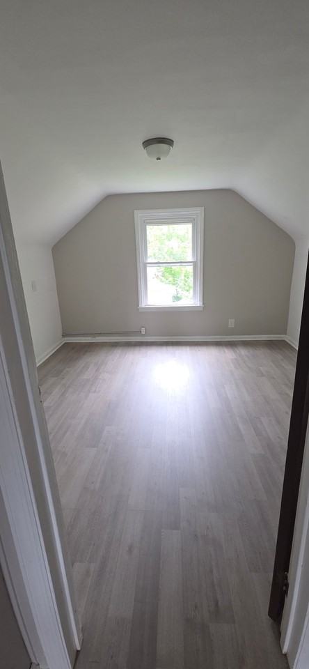 937 Elmhurst Rd - Photo 5 of 14