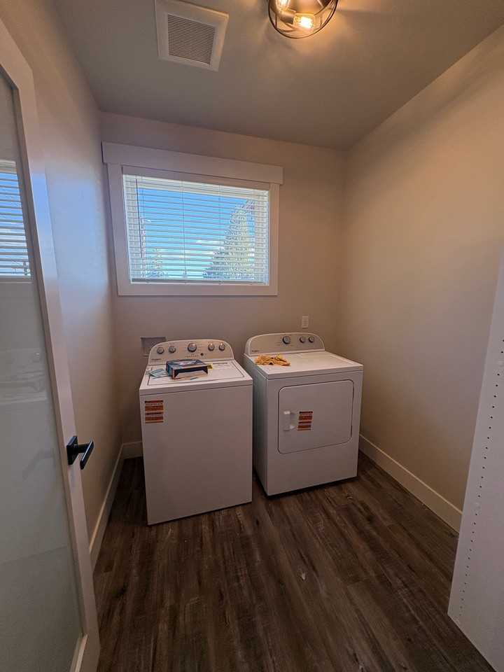 1216 S Miller St - Photo 6 of 15