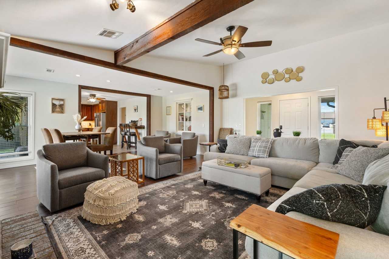 12713 Gaelic Glen Ct - Photo 3 of 16