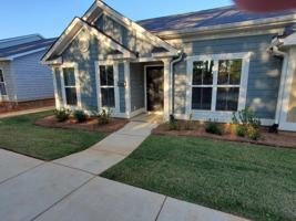 featured image of 3064 Stanhope Dr