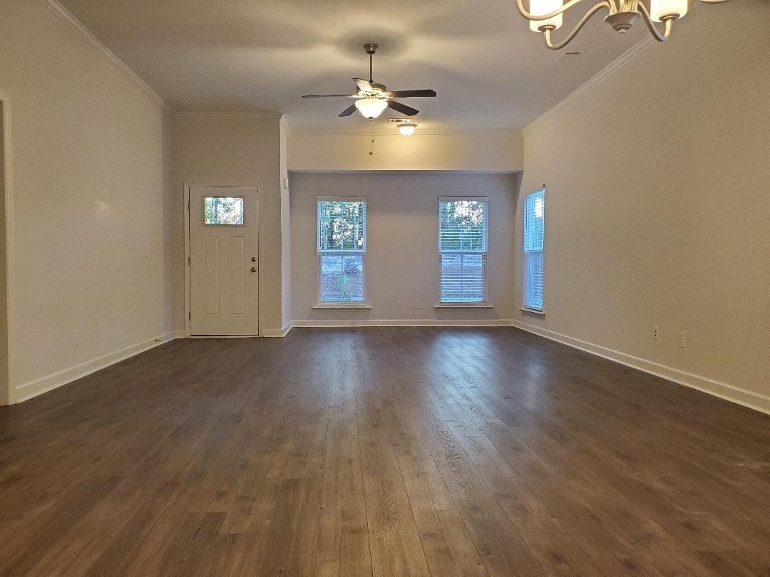 3064 Stanhope Dr - Photo 4 of 10