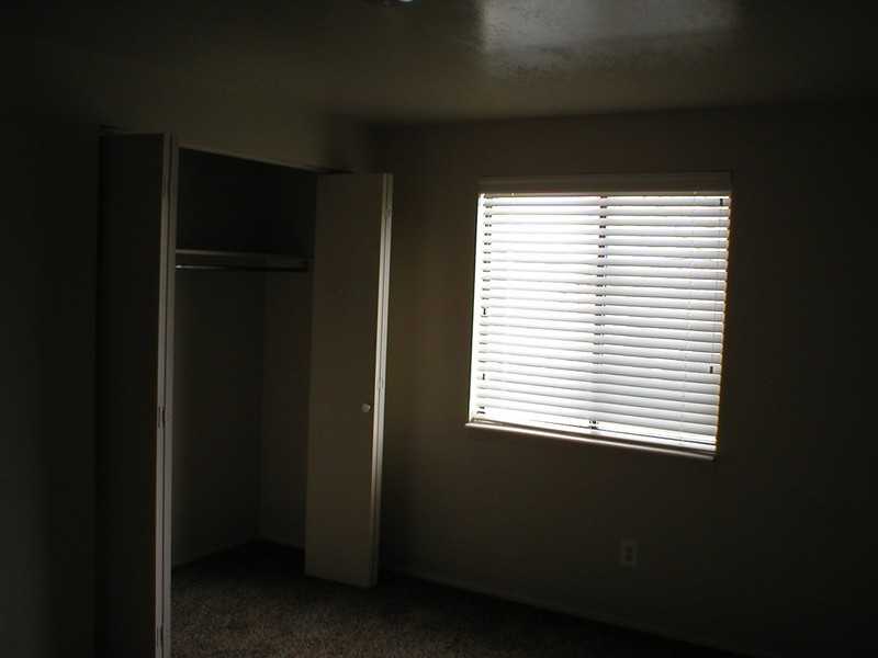 20 S 6th St - Photo 3 of 7