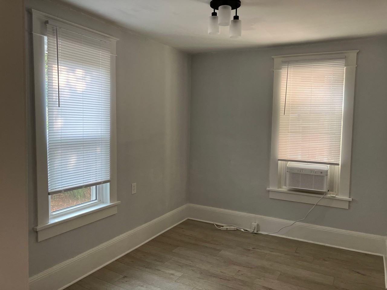 677 E Euclid Ave #677 - Photo 5 of 13