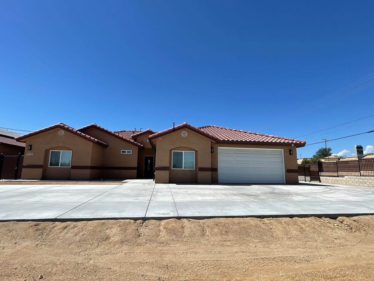 17515 Live Oak St #1 - Photo 2 of 20
