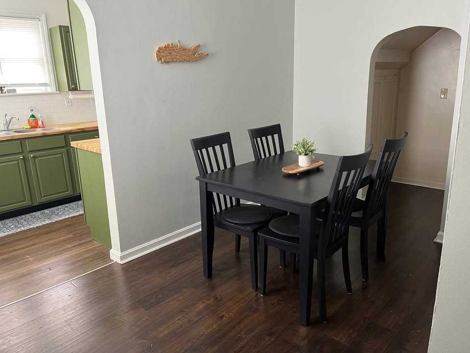258 Probasco St - Photo 6 of 9