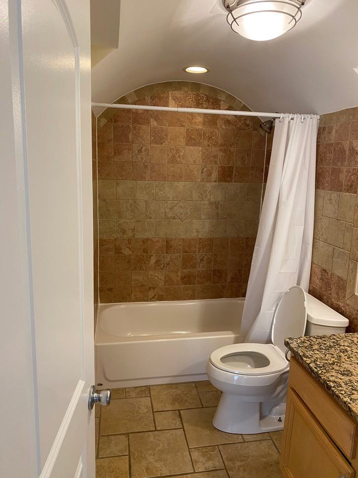 5142 Fairview Ave #8 - Photo 6 of 7