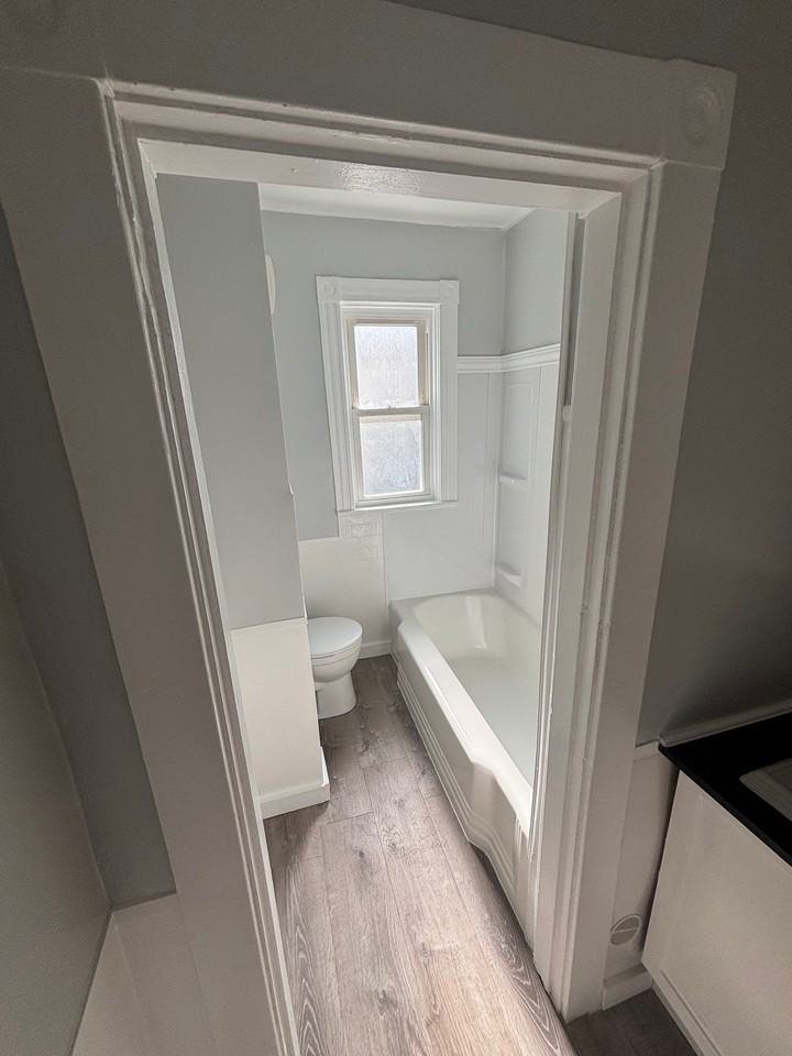 112 Pomona Ave #1 - Photo 2 of 10