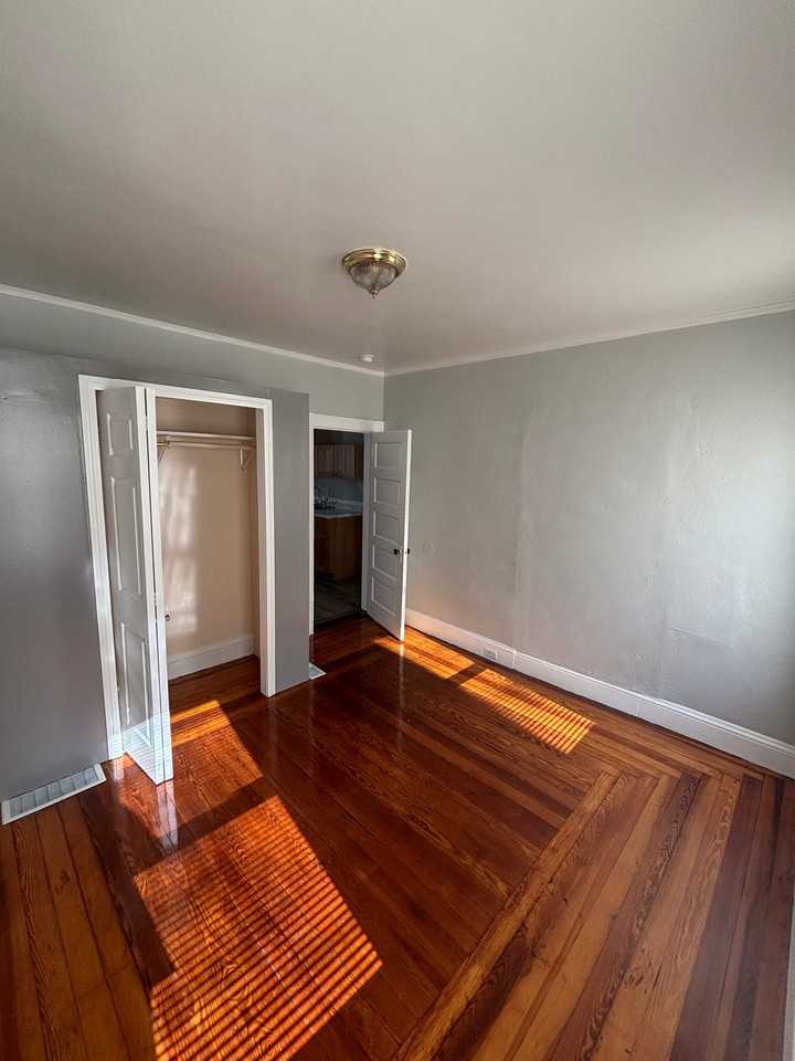 112 Pomona Ave #1 - Photo 6 of 10