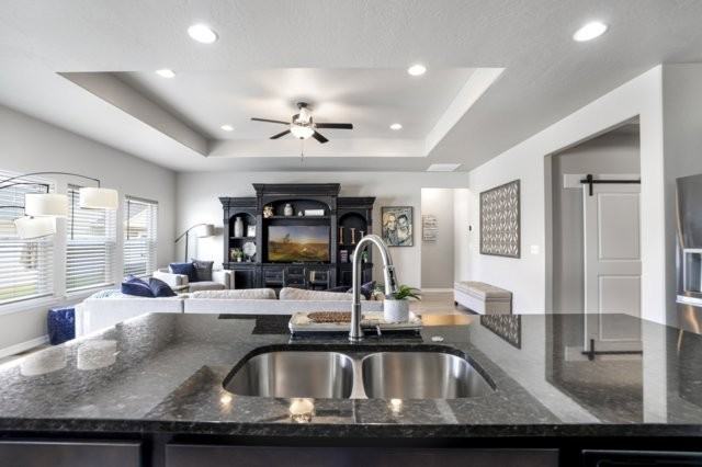 1419 Blue Grouse Way - Photo 3 of 19
