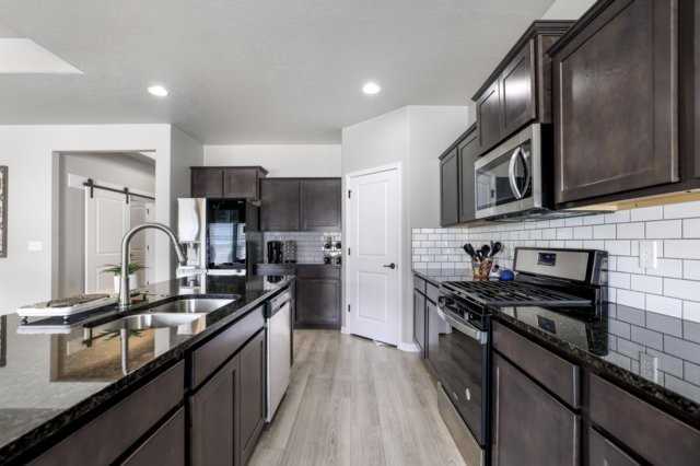 1419 Blue Grouse Way - Photo 4 of 19
