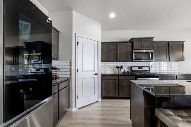 1419 Blue Grouse Way - Photo 5 of 19
