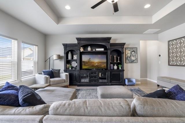 1419 Blue Grouse Way - Photo 7 of 19