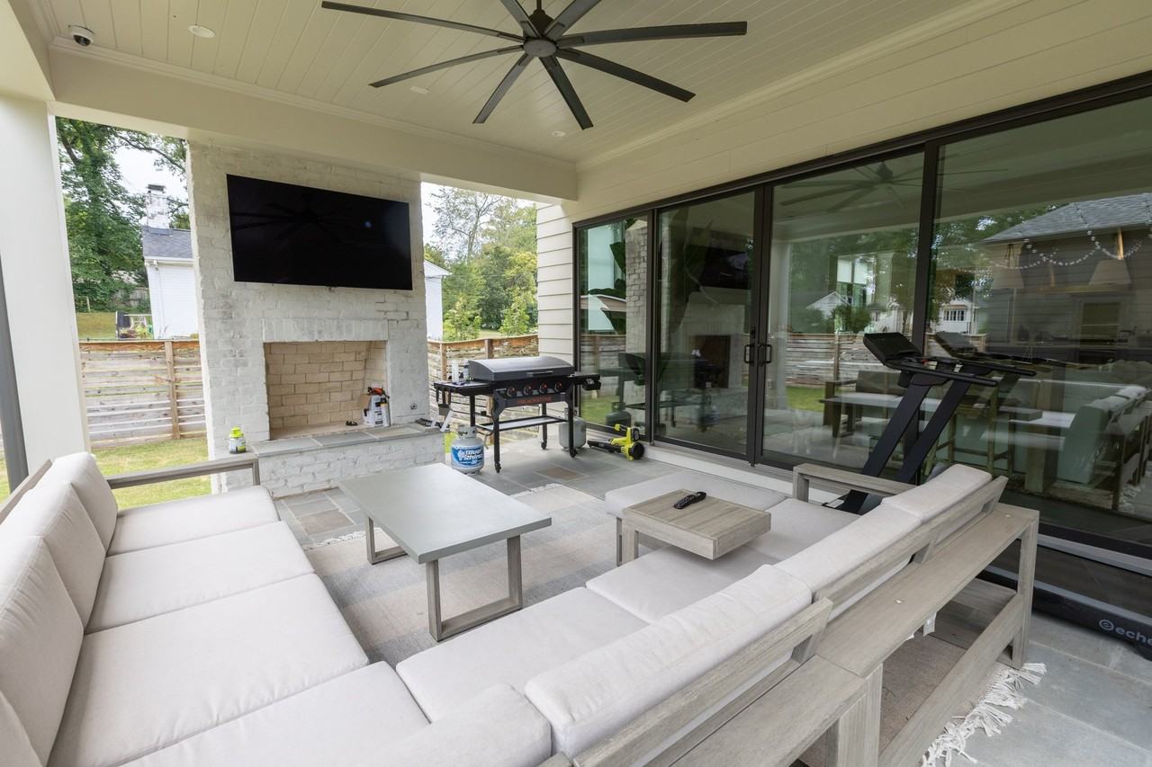 500 Mcalway Rd - Photo 2 of 16