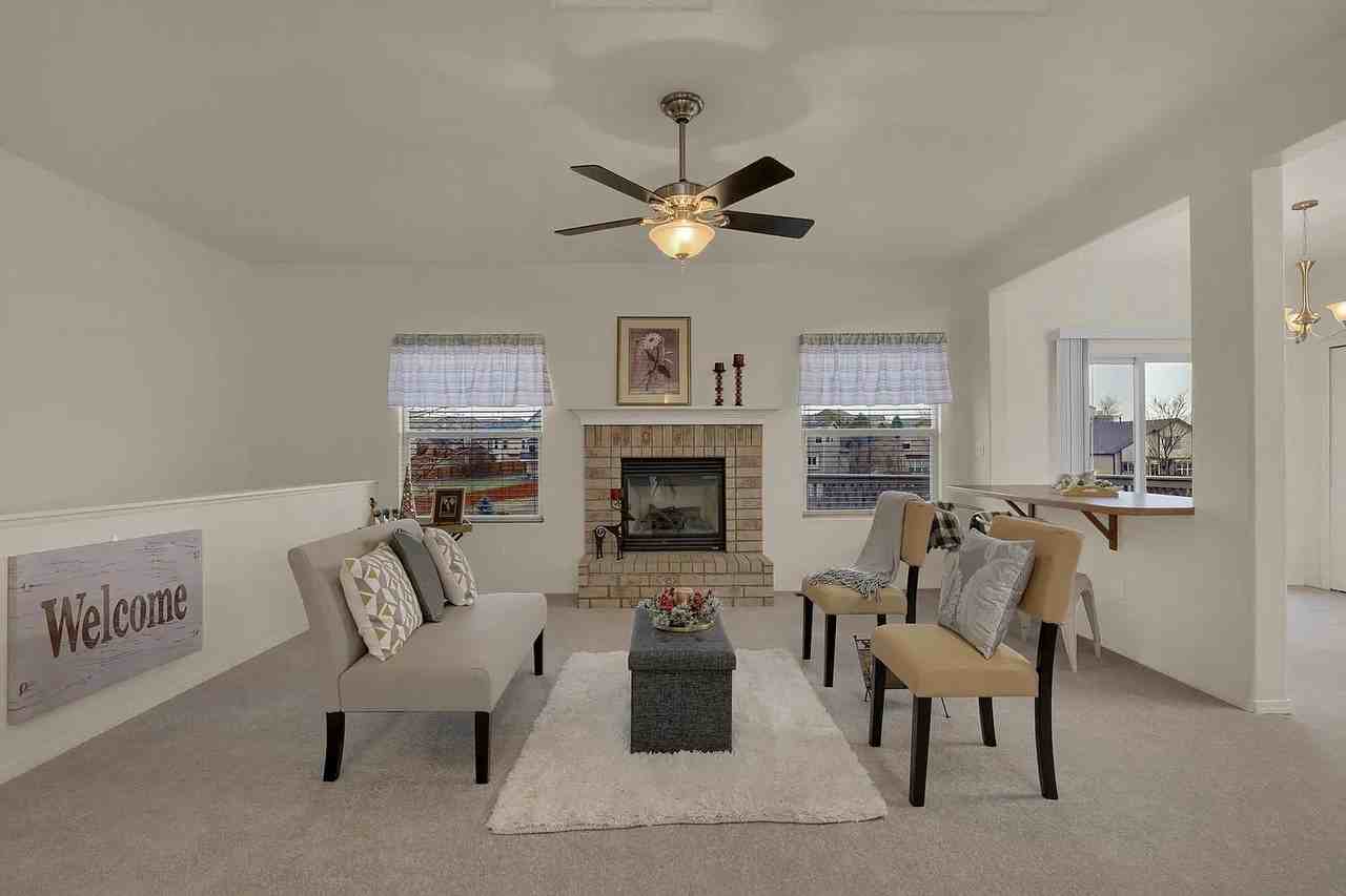 3829 Range Dr - Photo 2 of 16