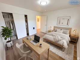 featured image of 4802 Daisy St #2