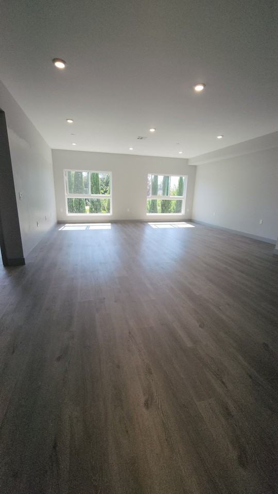 7040 Woodman Ave #204 - Photo 2 of 16