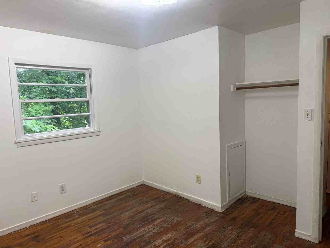 80 Finch Dr Se - Photo 4 of 10