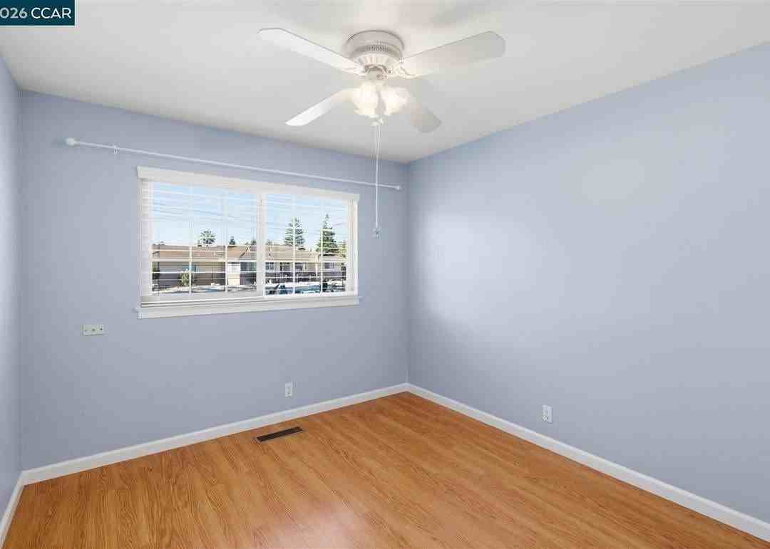 55 Ceemar Ct - Photo 2 of 14