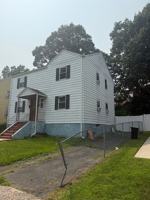 featured image of 28 7th Ave #2