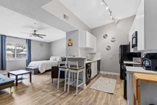 1185 W University Ave - Photo 1 of 1