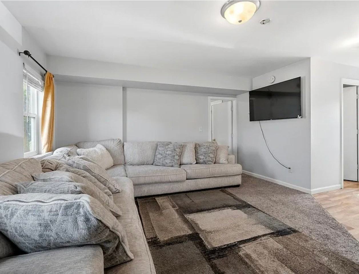 1525 5th Ave Nw - Photo 4 of 20