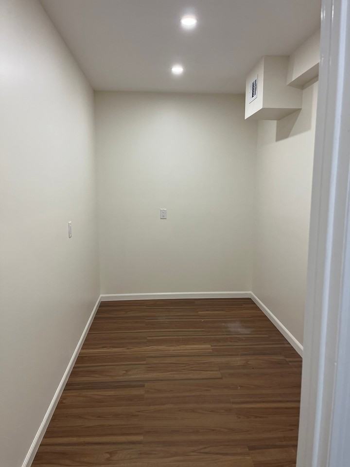 26-28 Market St #B - Photo 5 of 17