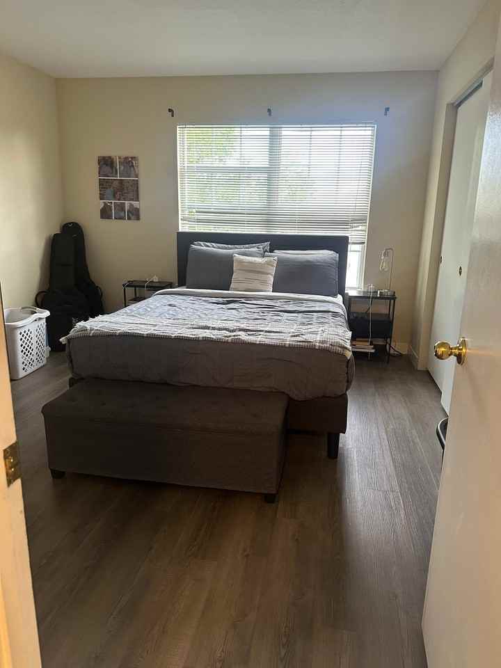 12020 E Hoye Dr - Photo 7 of 8