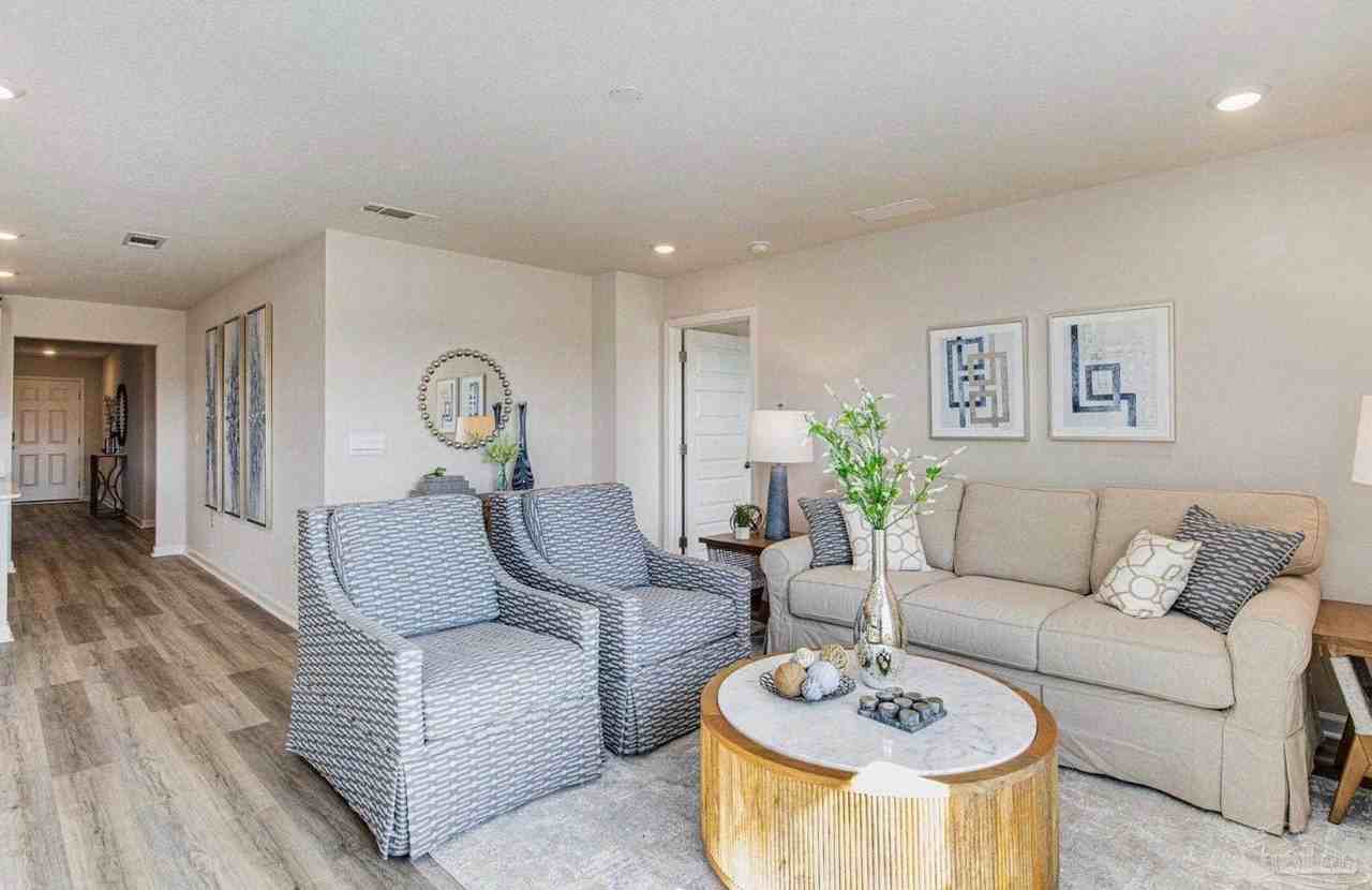 2107 Sandhill St - Photo 6 of 12