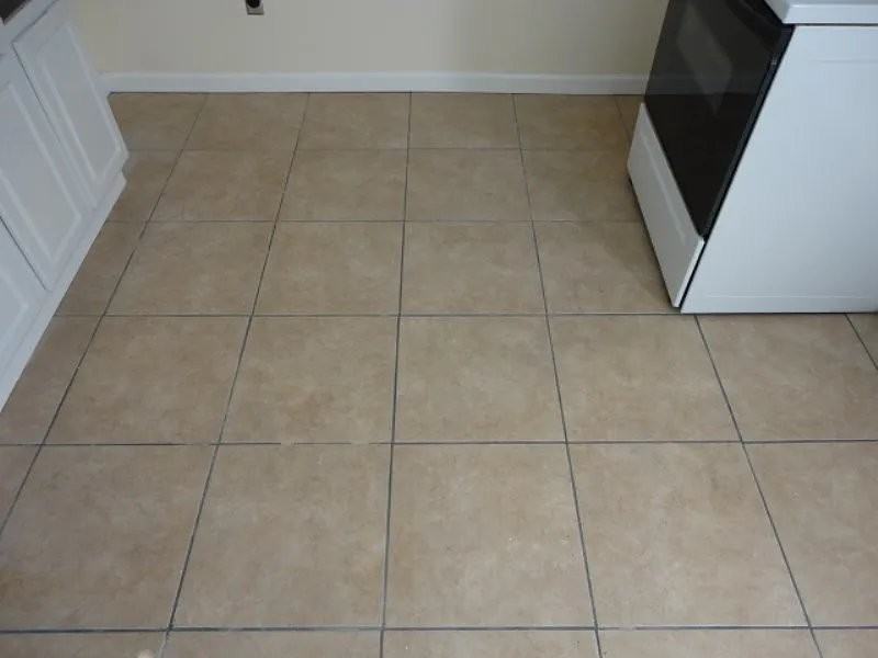 48 S 12th St #3 - Photo 4 of 6