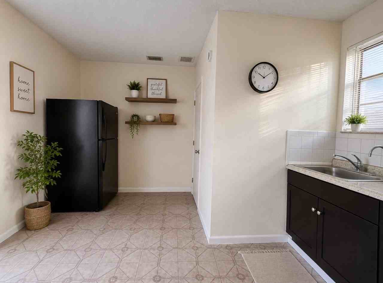 7028 Sw 21st St #LT - Photo 6 of 9