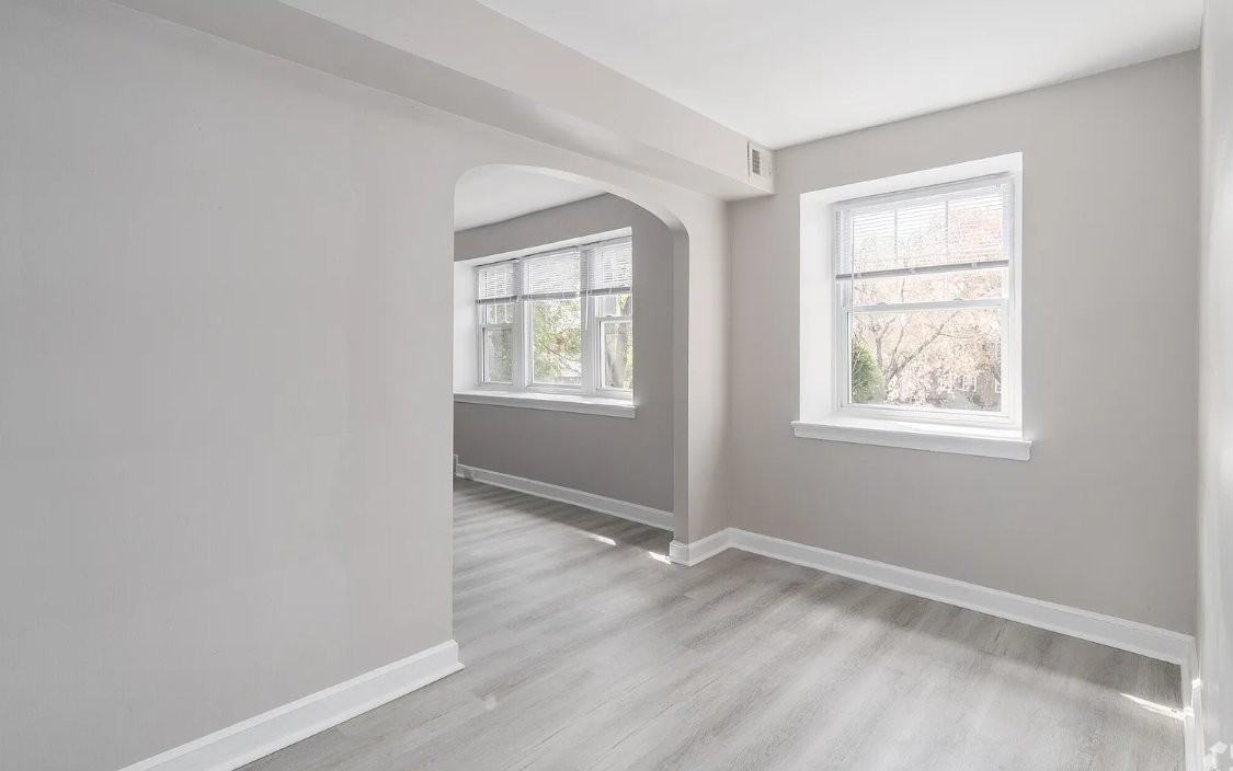 1903 Bryn Mawr Ave - Photo 5 of 13